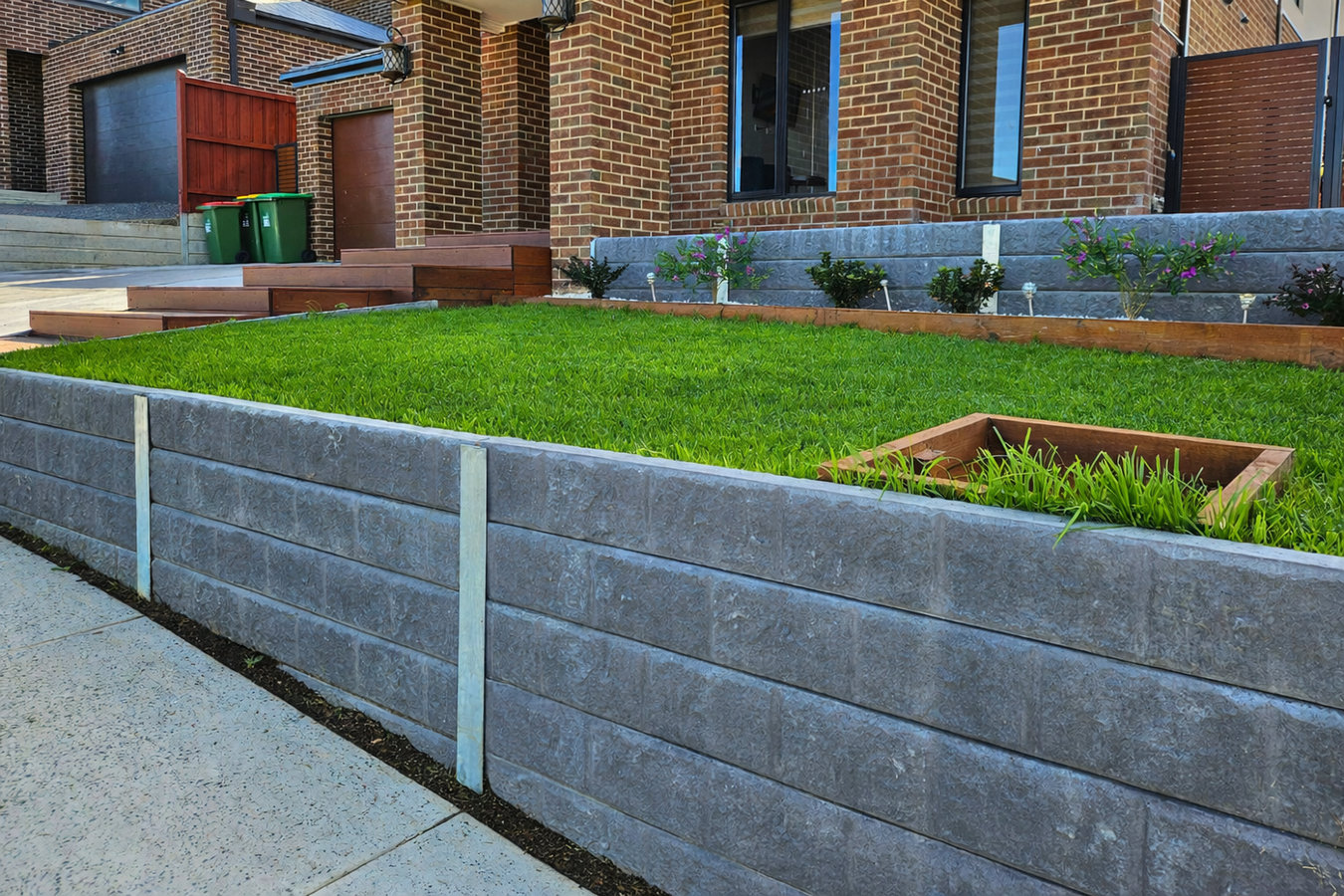 Concrete retaining walls